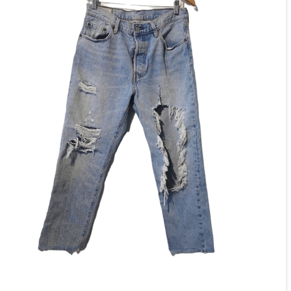 LEVI'S 501 ripped high waist boyfriend medium jeans - Picture 1 of 15